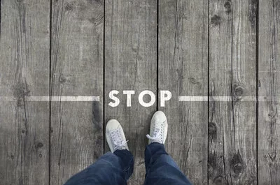Rechtsschutz gegen Vereinsverbot nur für Vereinsmitglieder