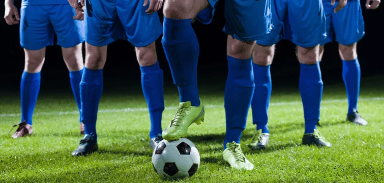 Handgeldzahlungen im Profisport: Wann sind Signing Fees sofort abziehbar?